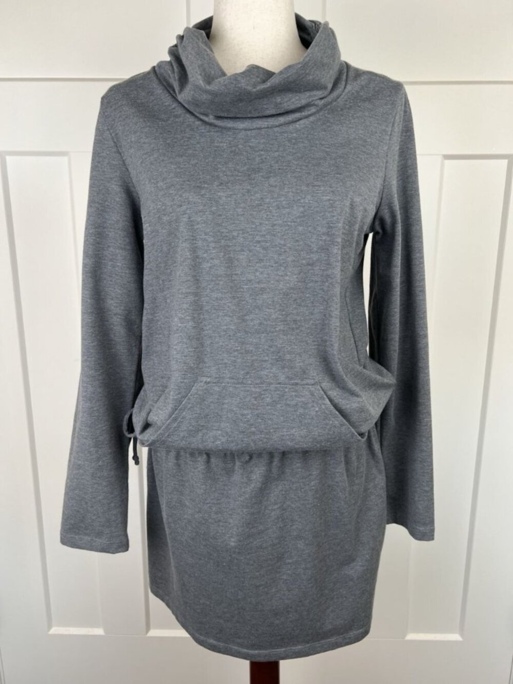 NWT prAna Gray Cowl Neck Sweatshirt Dress Large USA Kangaroo Pocket Drawstring